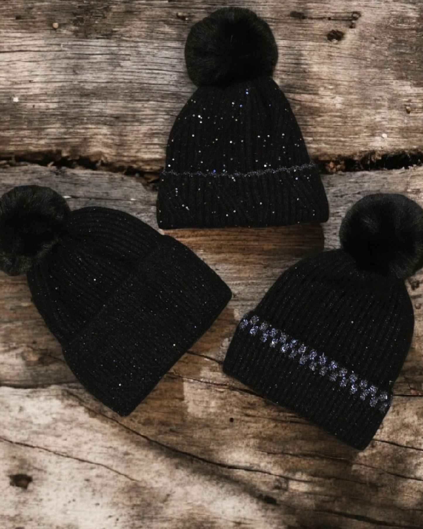 Bonnet à Pompon Étincelant – Noir Sidéral