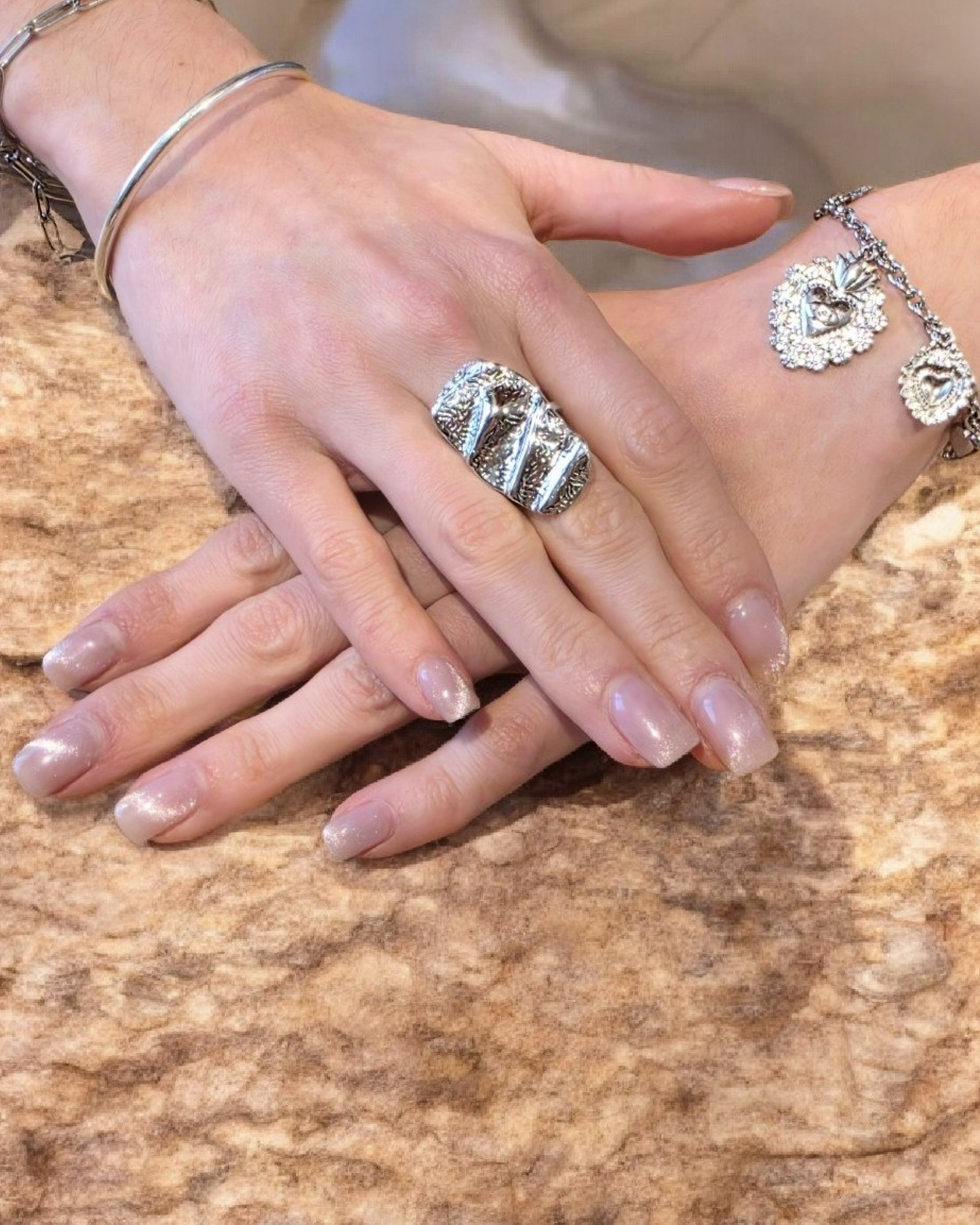 Bague Ajustable Martelée XXL – Doré ou Argenté
